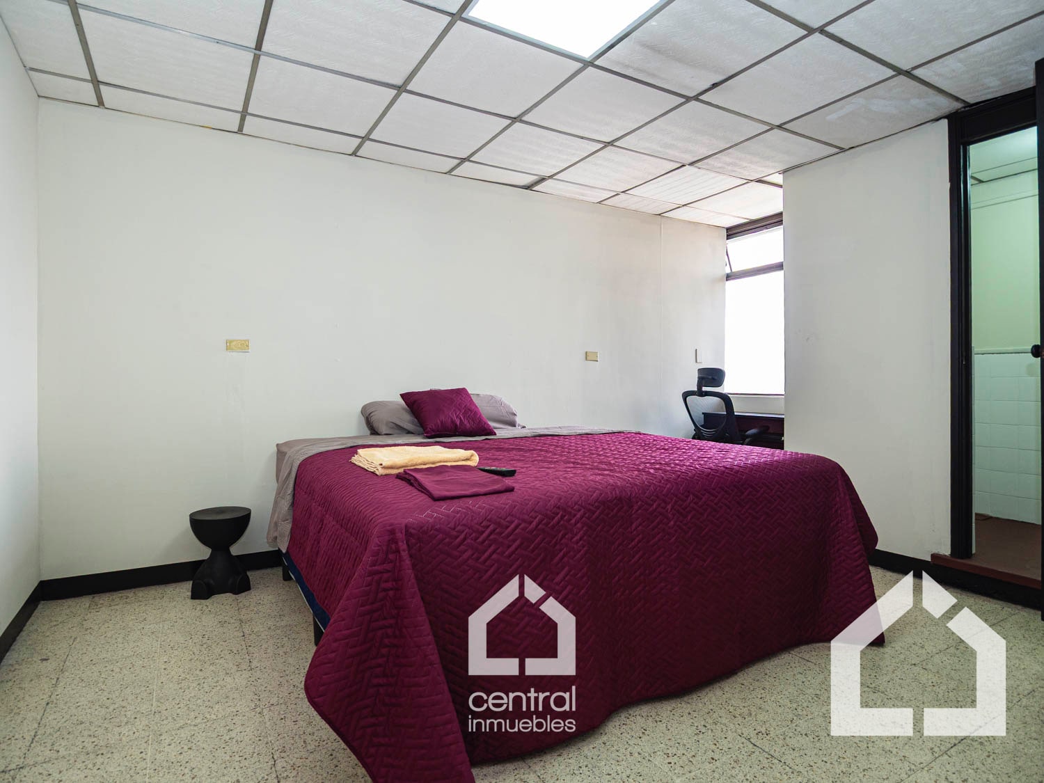 Apartamento amueblado de 2 habitaciones en Reforma Montúfar, zona 10 — Apartamento en Alquiler en Reforma Montúfar, Zona 10, Guatemala, Ciudad — foto 10 de 11