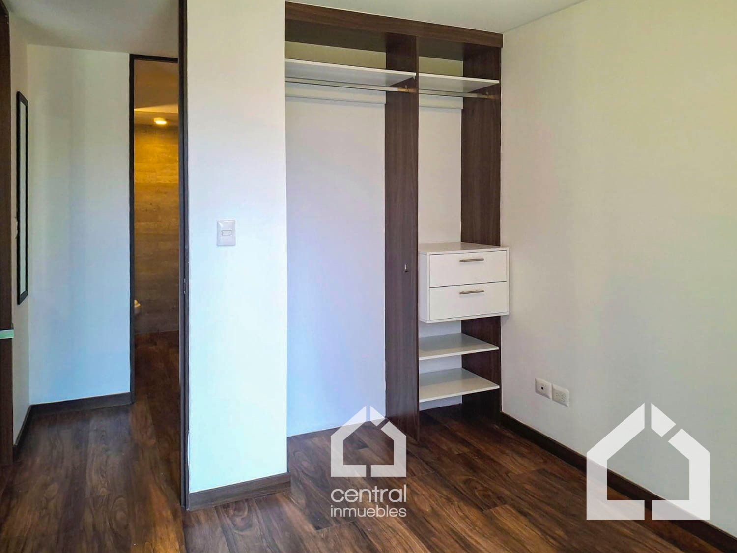 Apartamento de 3 habitaciones y patio en Aralia 2, zona 11 — Apartamento en Venta en Aralia Mariscal, Zona 11, Guatemala, Ciudad — foto 5 de 14