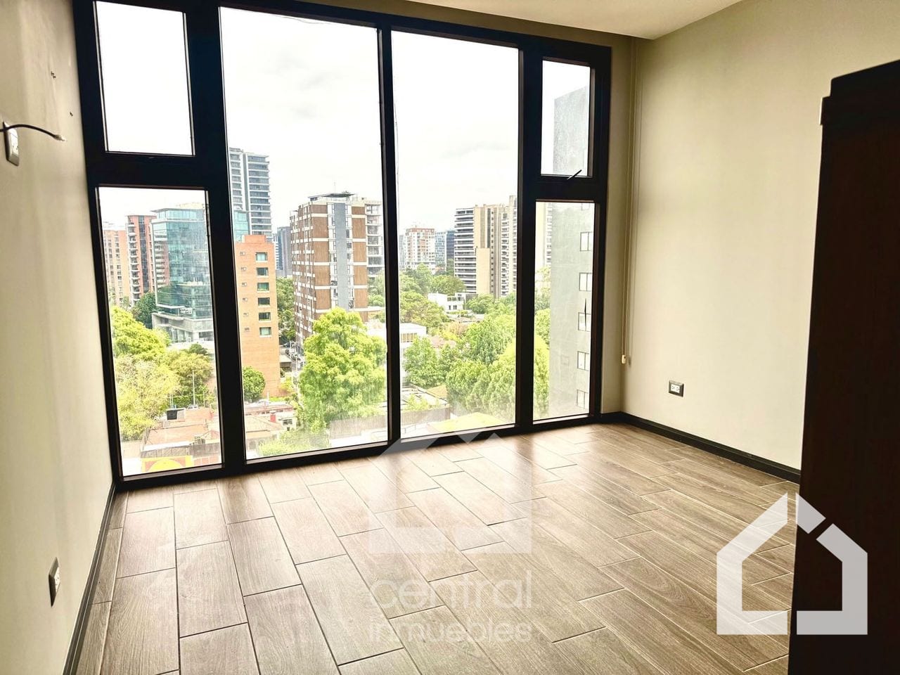 Apartamento en venta Edificio Niño 10 — Apartamento en Venta en Zona 10, Guatemala, Ciudad — foto 4 de 9