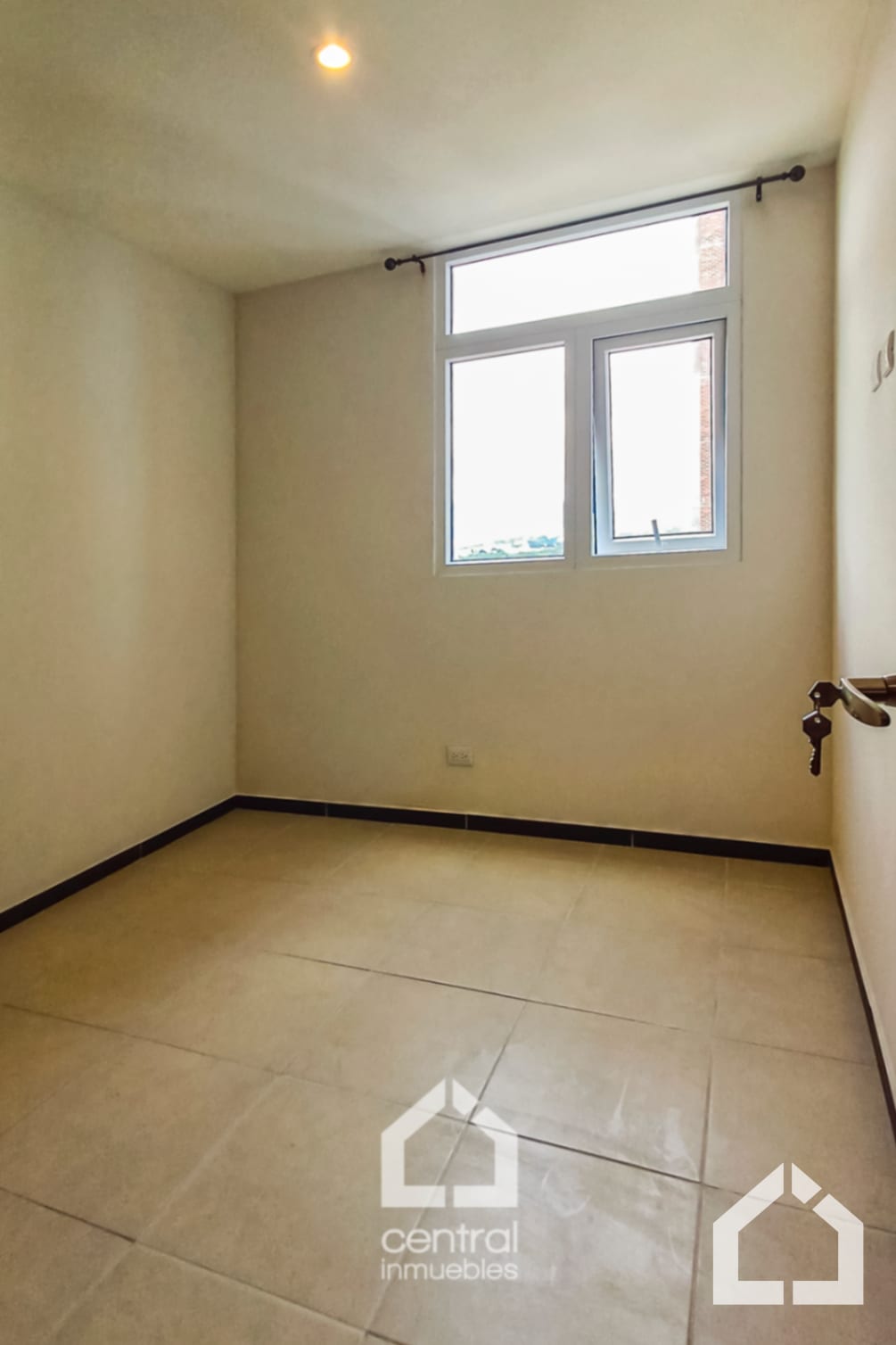 Apartamento de 3 habitaciones en Parque San Jorge, zona 11 — Apartamento en Alquiler en Parque San Jorge, Zona 11, Guatemala, Ciudad — foto 10 de 15