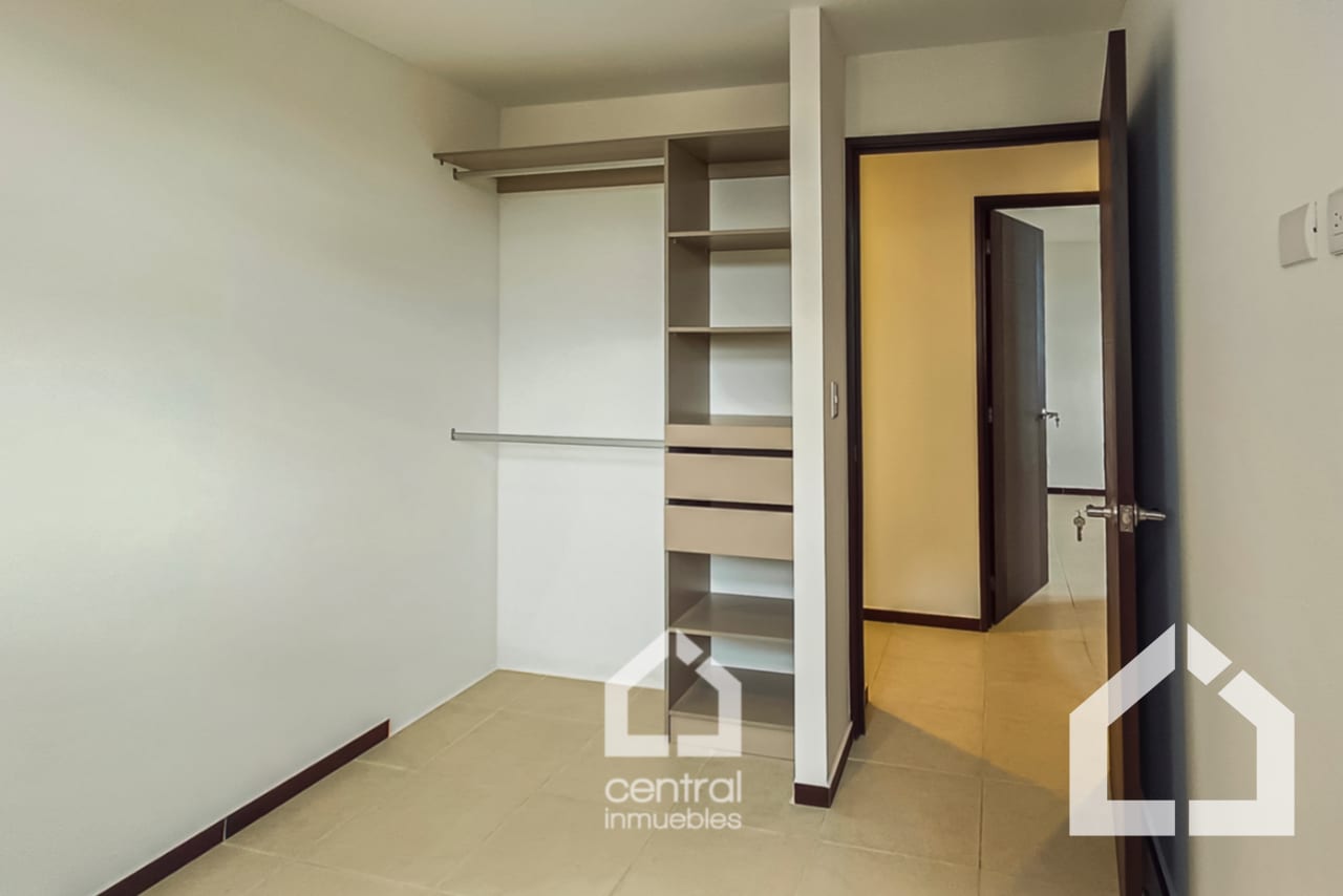 Apartamento de 3 habitaciones en Parque San Jorge, zona 11 — Apartamento en Alquiler en Parque San Jorge, Zona 11, Guatemala, Ciudad — foto 13 de 15