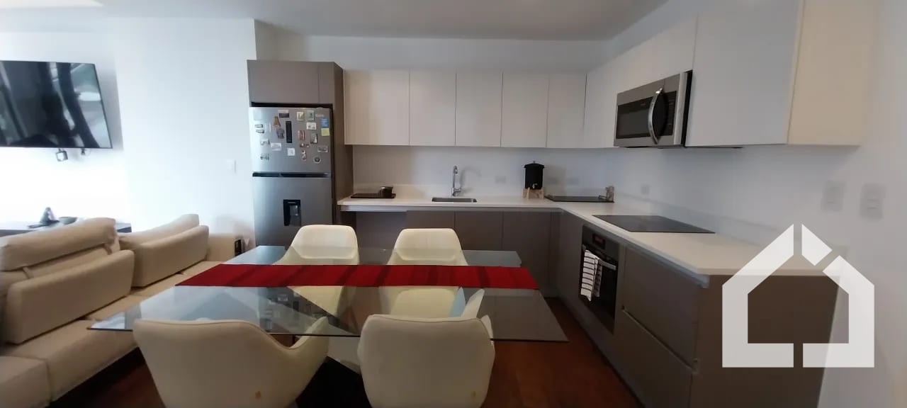 Exclusivo apartamento amueblado en renta en zona 10 — Apartamento en Alquiler en Vasanta, Zona 10, Guatemala, Ciudad — foto 2 de 11