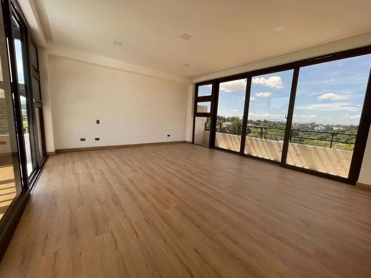 Vendo casa dentro de condominio en zona 15 — Casa en Venta en Zona 15, Guatemala, Ciudad — foto 9 de 10