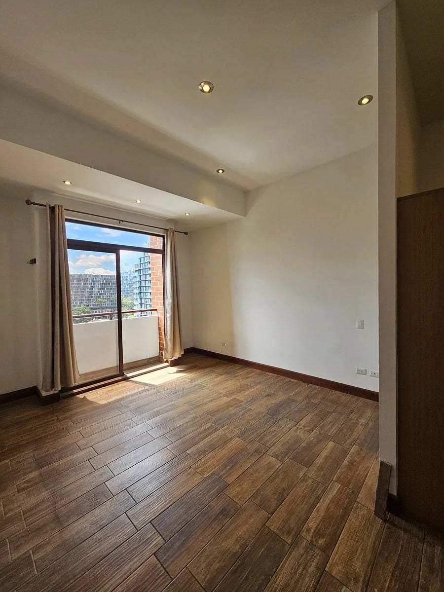 Apartamento en Renta Zona 10, Salvattore — Apartamento en Alquiler en Salvattore, Zona 10, Guatemala, Ciudad — foto 10 de 17