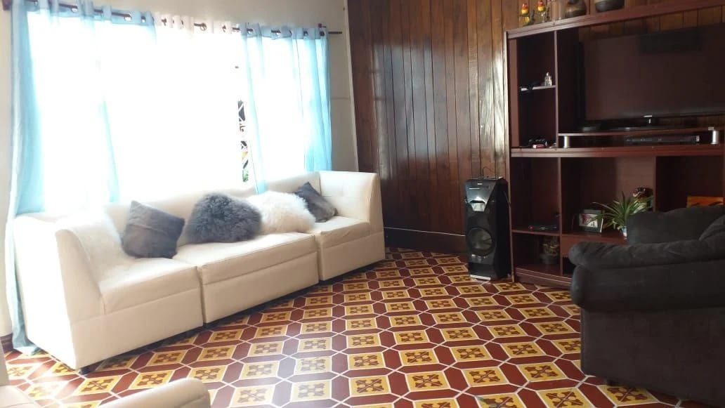 Se Alquila Casa Amplia en Zona 12, Fuera de Garita — Casa en Alquiler en Torre Santa Elisa, Zona 12, Guatemala, Ciudad — foto 1 de 8