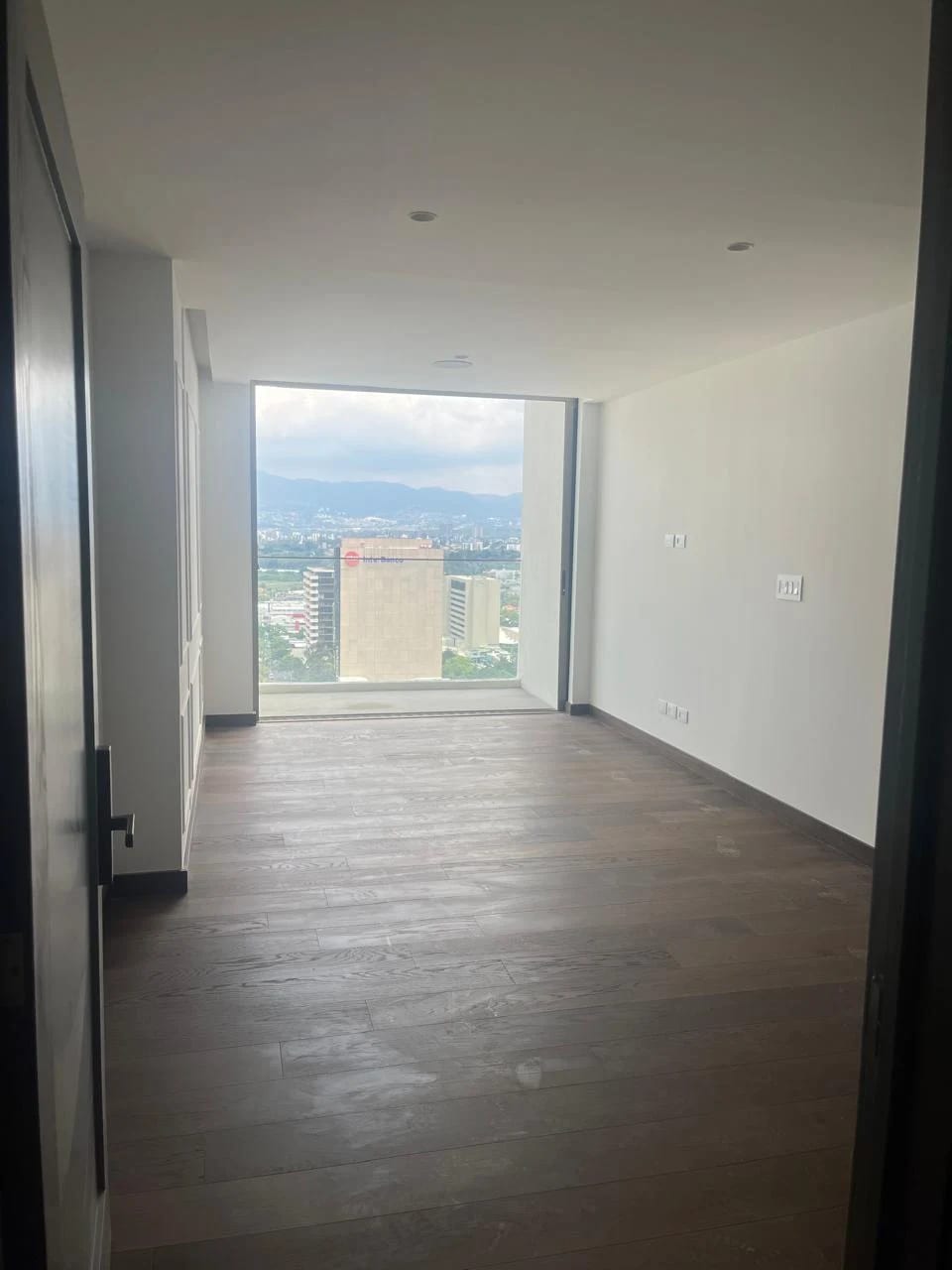 Apartamento para estrenar en Zona 10 — Apartamento en Venta en Atarah, Zona 10, Guatemala, Ciudad — foto 2 de 17