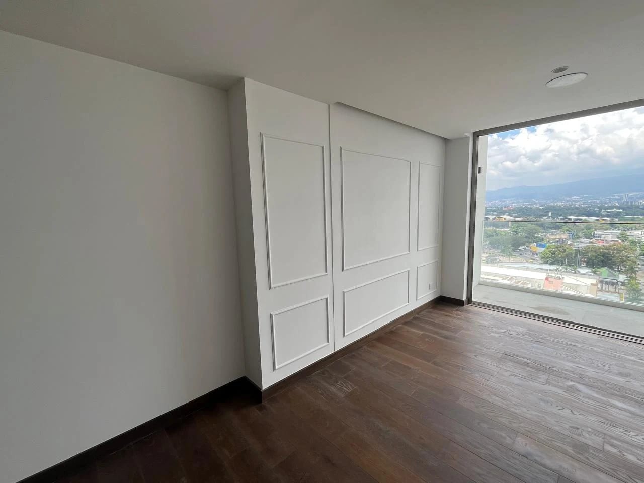 Apartamento para estrenar en Zona 10 — Apartamento en Venta en Atarah, Zona 10, Guatemala, Ciudad — foto 3 de 17