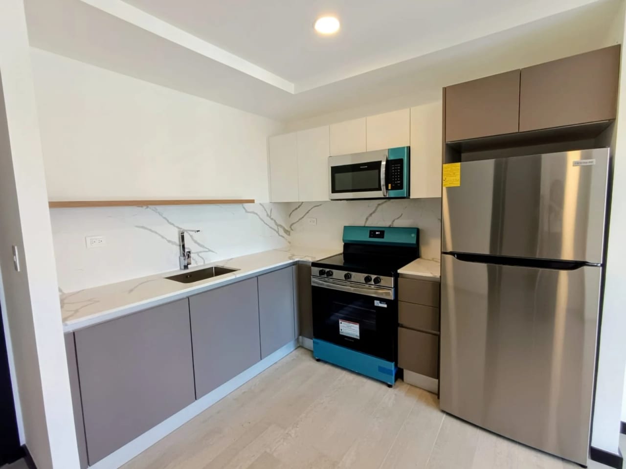 Renta Apartamento Nuevo en Av. Las Américas — Apartamento en Alquiler en Verdú, Zona 13, Guatemala, Ciudad — foto 1 de 17