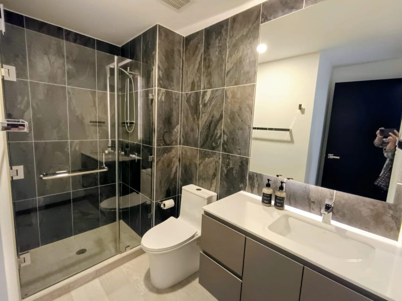 Renta Apartamento Nuevo en Av. Las Américas — Apartamento en Alquiler en Verdú, Zona 13, Guatemala, Ciudad — foto 13 de 17