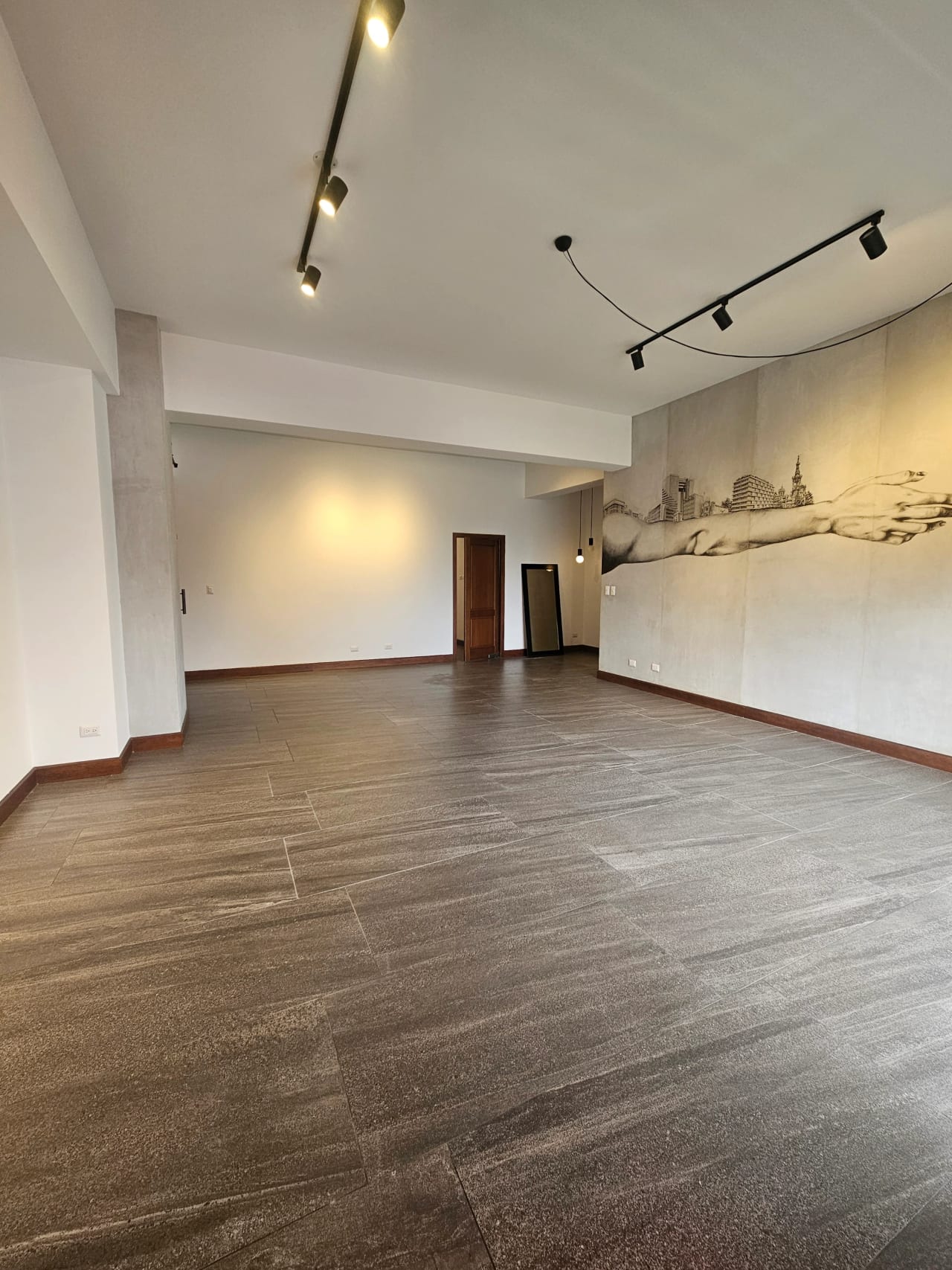 Apartamento en ALQUILER en Zona 10, Salvattore — Apartamento en Alquiler en Salvattore, Zona 10, Guatemala, Ciudad — foto 2 de 14