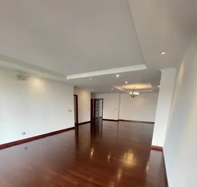 Apartamento en Renta Tadeus – Zona 14 — Apartamento en Venta en Tadeus, Zona 14, Guatemala, Ciudad — foto 1 de 17