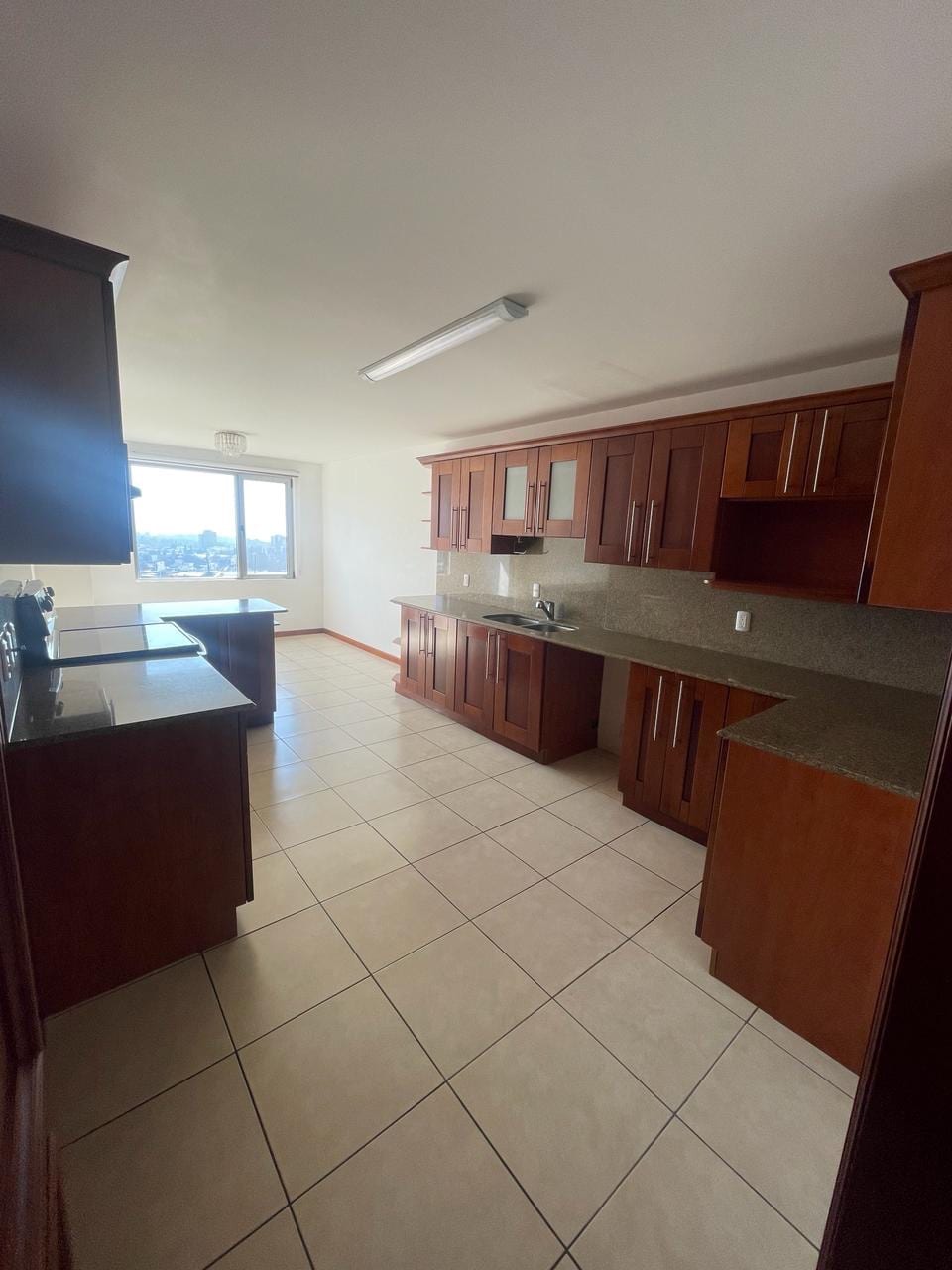 Apartamento en Renta Botticelli – Zona 15 — Apartamento en Alquiler en Botticelli, Zona 15, Guatemala, Ciudad — foto 5 de 17