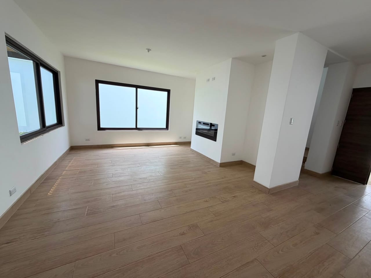 Casa en Venta KM 17.5 CES Arrazola 1 — Casa en Venta en Arrazola I, Carretera a El Salvador, Guatemala, Ciudad — foto 1 de 11