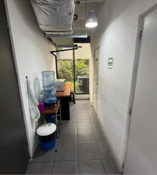 Oficina de 120 m² en Zona 10 — Oficina en Alquiler en Zona 10, Guatemala, Ciudad — foto 5 de 9