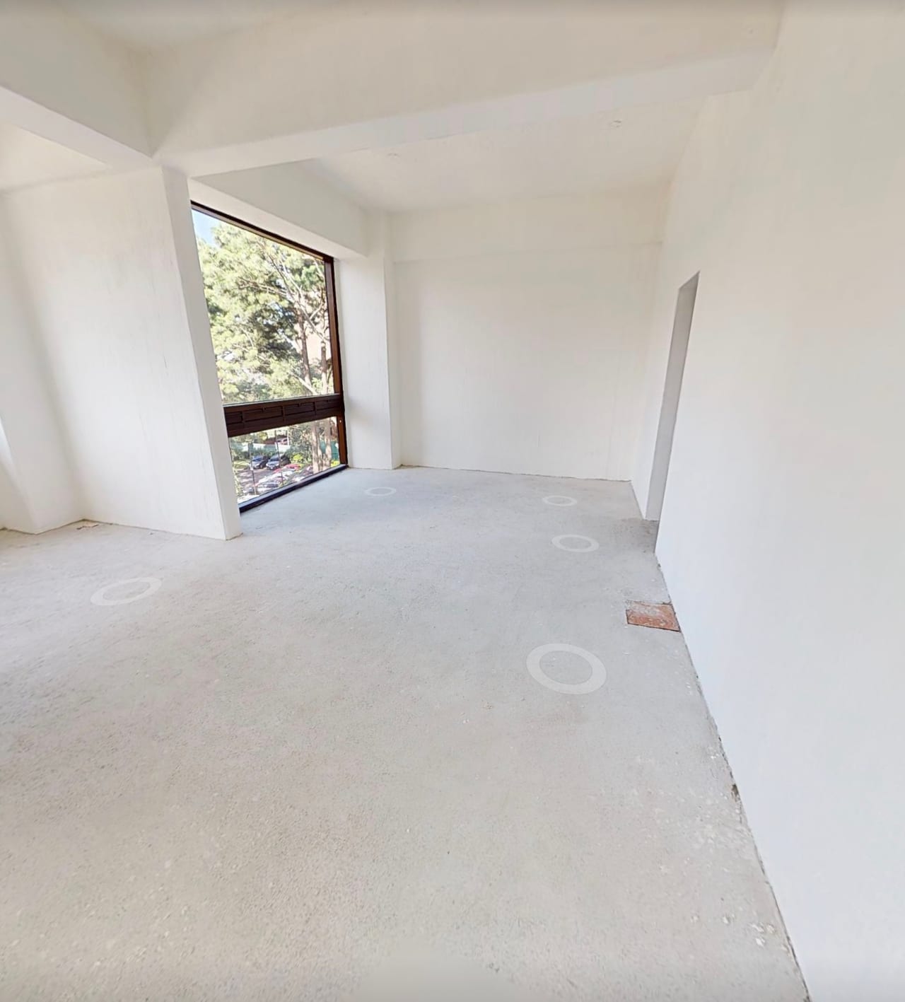 Oficina de 377 m² en Zona 10 — Oficina en Alquiler en Zona 10, Guatemala, Ciudad — foto 7 de 11