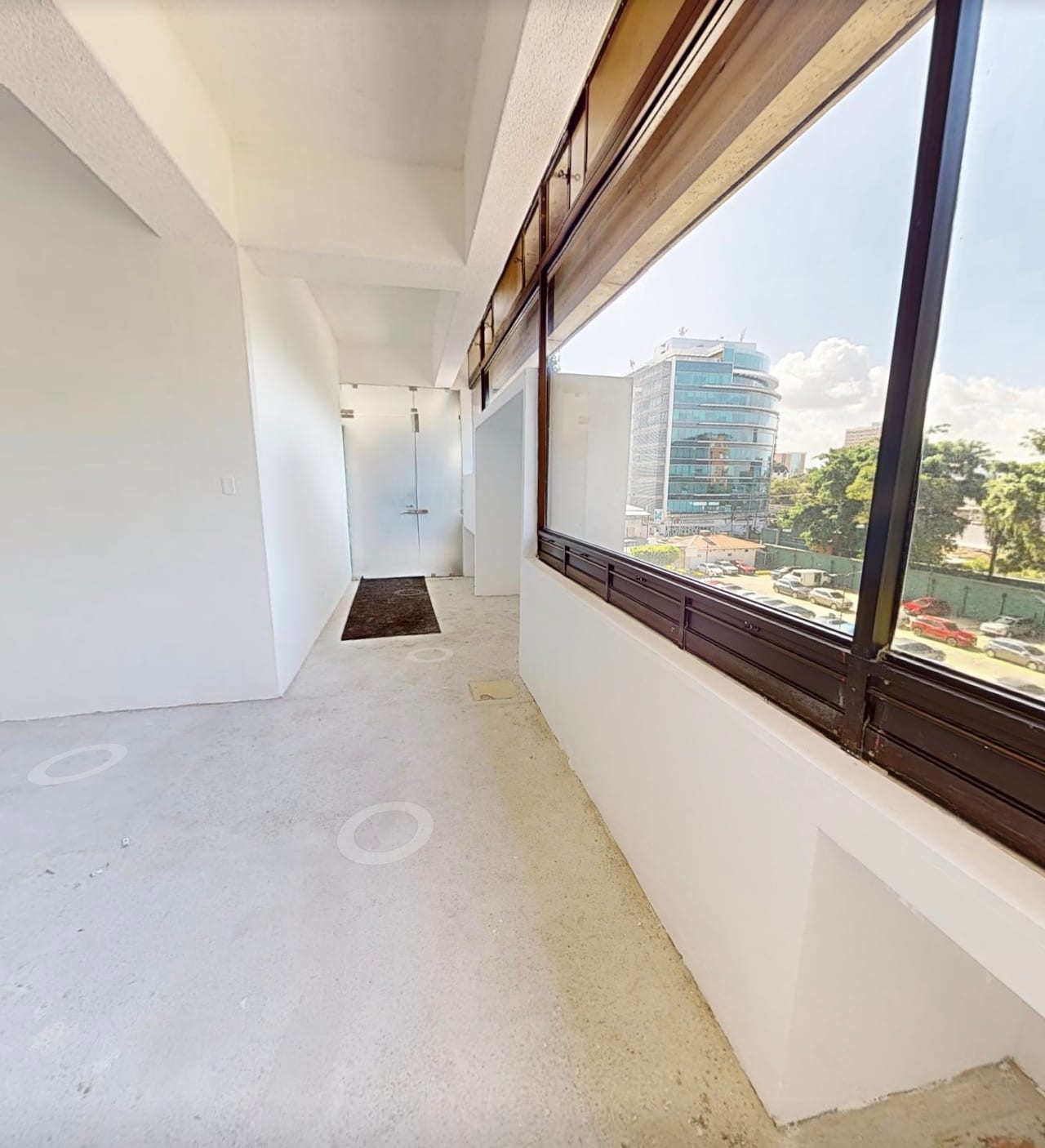 Oficina de 377 m² en Zona 10 — Oficina en Alquiler en Zona 10, Guatemala, Ciudad — foto 11 de 11