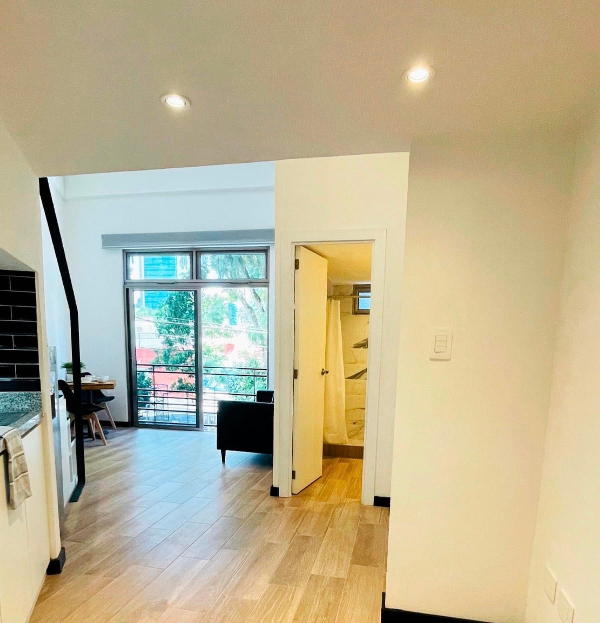 Apartamento Amueblado en Renta | Urban Loft – Zona 10 — Apartamento en Alquiler en Zona 10, Guatemala, Ciudad — foto 1 de 16