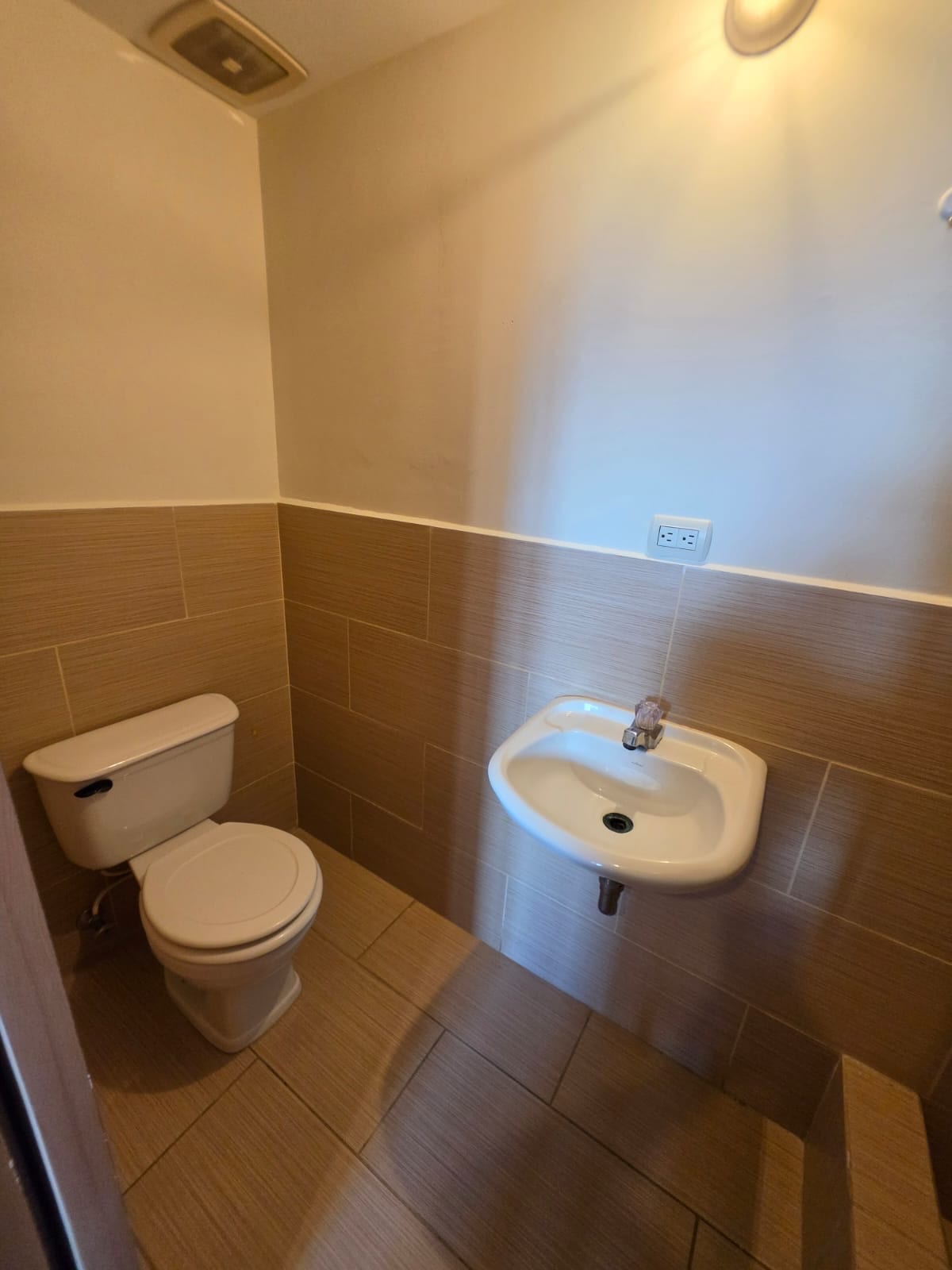 Apartamento en Renta - Condado La Villa Zona 14 — Apartamento en Alquiler en Condado La Villa, Zona 14, Guatemala, Ciudad — foto 6 de 17