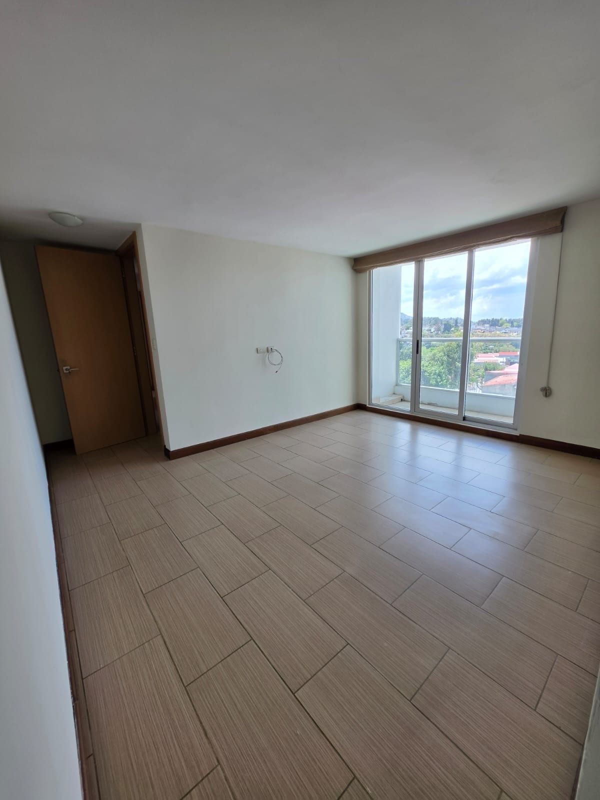 Apartamento en Renta - Condado La Villa Zona 14 — Apartamento en Alquiler en Condado La Villa, Zona 14, Guatemala, Ciudad — foto 8 de 17