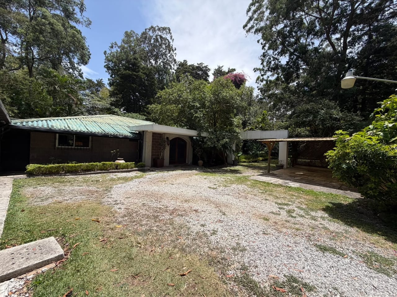 Casa en Renta de un un nivel - Zona 16 — Casa en Alquiler en Zona 16, Guatemala, Ciudad — foto 4 de 17