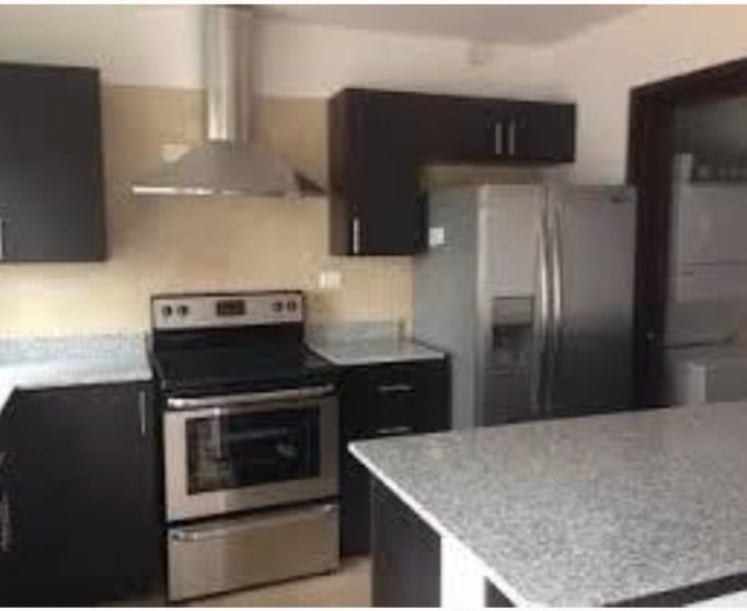 Apartamento en Renta | Torre Quattro – Zona 14 — Apartamento en Alquiler en Torre Quattro, Zona 14, Guatemala, Ciudad — foto 7 de 8