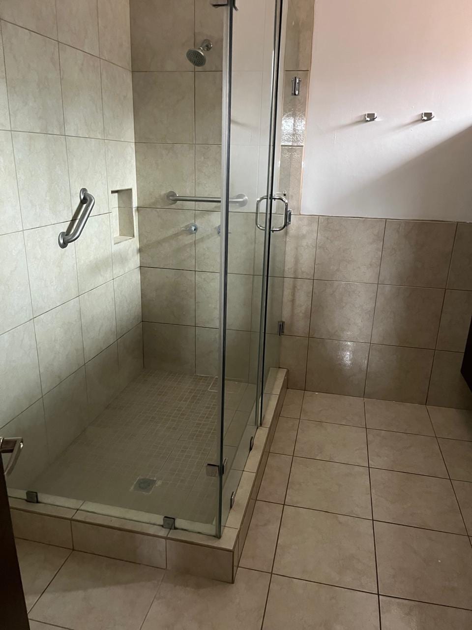 Casa de un Nivel en Venta – Condominio Buenafuente — Casa en Venta en Buena Fuente, Carretera a El Salvador, Guatemala, Ciudad — foto 4 de 17