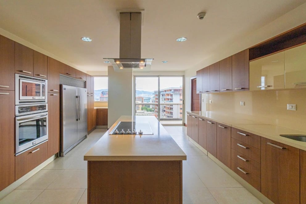Apartamento en renta – Tiffany Cañada, zona 14 — Apartamento en Alquiler en Tiffany Cañada, Zona 14, Guatemala, Ciudad — foto 8 de 17