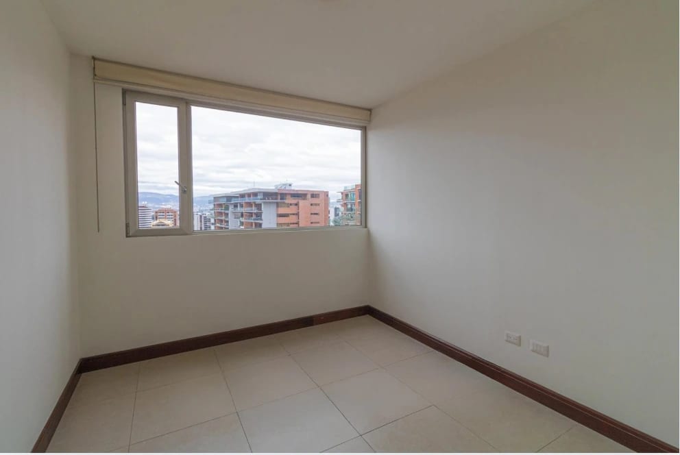 Apartamento en renta – Tiffany Cañada, zona 14 — Apartamento en Alquiler en Tiffany Cañada, Zona 14, Guatemala, Ciudad — foto 14 de 17