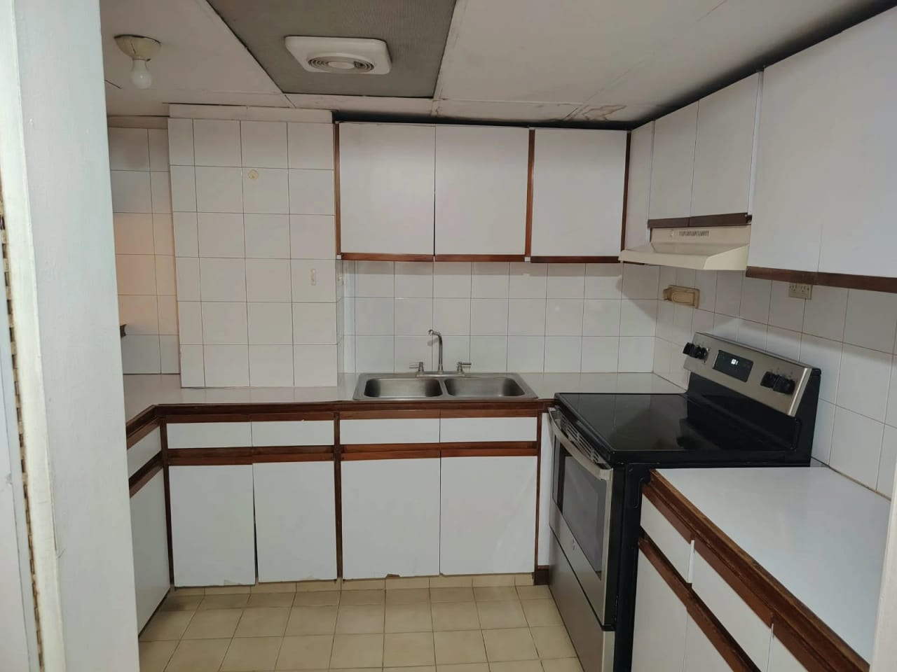 Apartamento en renta en zona 9 — Apartamento en Alquiler en Zona 9, Guatemala, Ciudad — foto 2 de 11