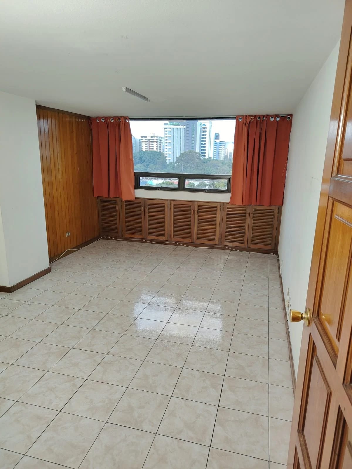 Apartamento en renta en zona 9 — Apartamento en Alquiler en Zona 9, Guatemala, Ciudad — foto 11 de 11