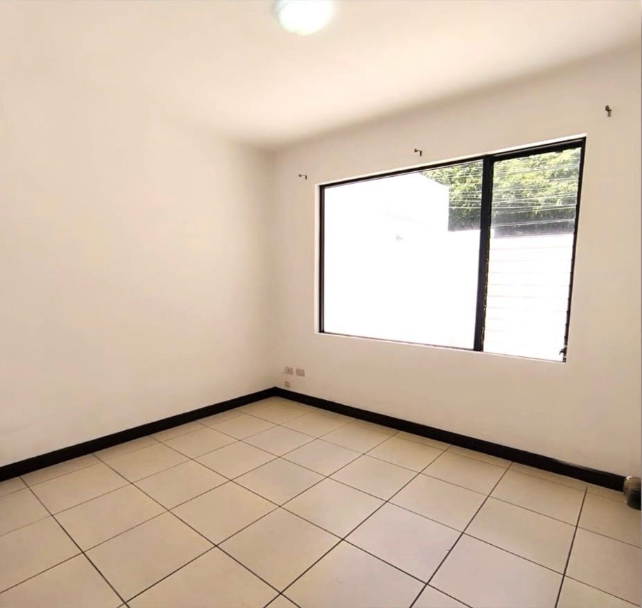 Estudio — Casa en Venta – Condominio Terravista — Casa en Venta en Terravista, Carretera a El Salvador, Guatemala, Ciudad — foto 5 de 17