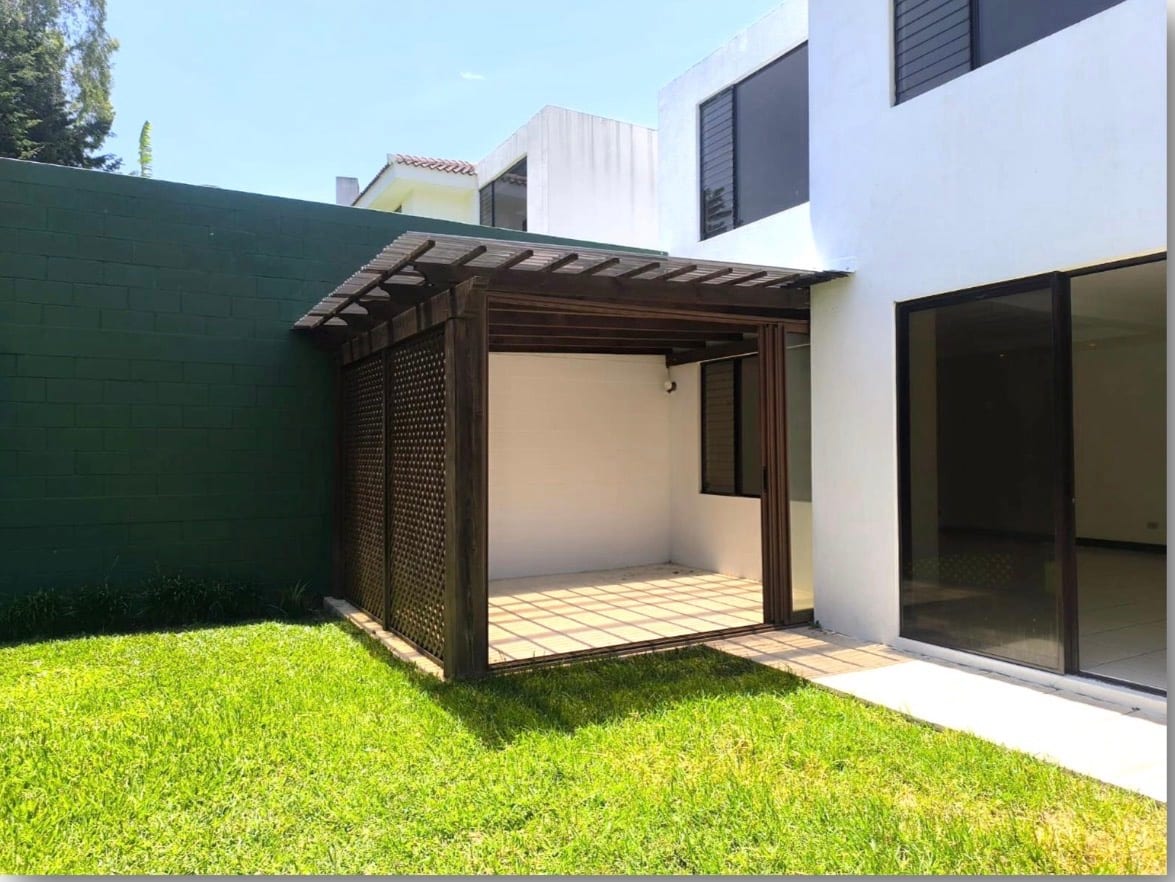 Pérgola — Casa en Venta – Condominio Terravista — Casa en Venta en Terravista, Carretera a El Salvador, Guatemala, Ciudad — foto 10 de 17