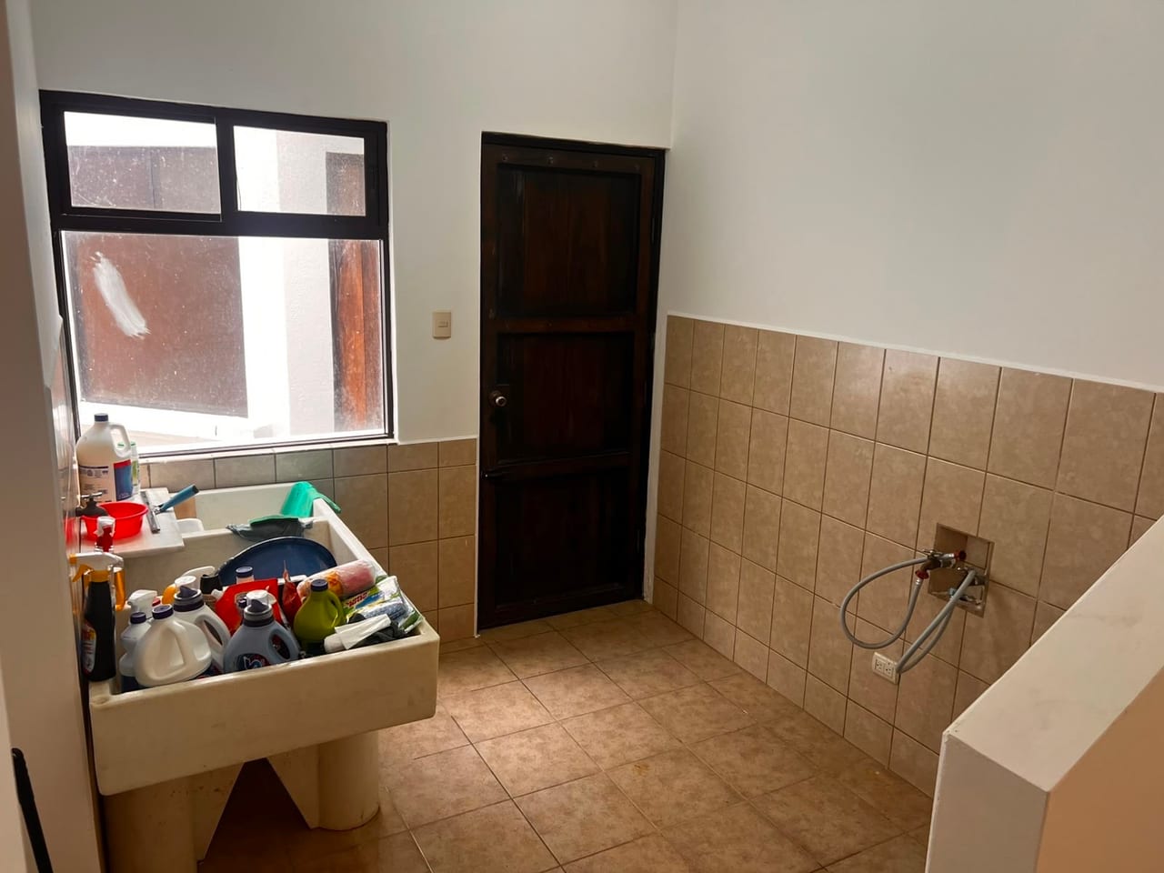 Residencia en Venta | Hacienda Nueva Country Club — Casa en Venta en Carretera a El Salvador, Guatemala, Ciudad — foto 6 de 17
