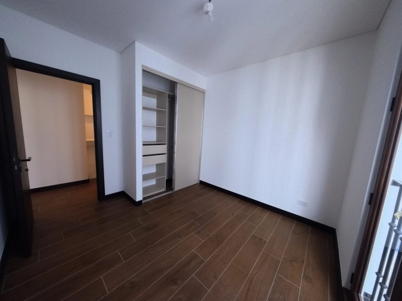 Renta Apartamento para Estrenar Lirios IV — Apartamento en Alquiler en Ciudad Cayalá, Zona 16, Guatemala, Ciudad — foto 2 de 5