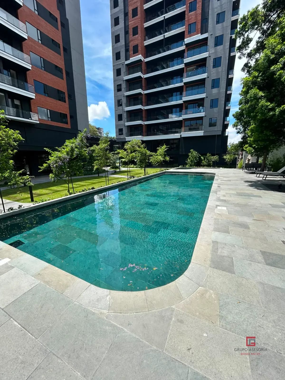 Espectacular apartamento en renta Ferré Diez — Apartamento en Alquiler en Ferré Diez, Zona 10, Guatemala, Ciudad — foto 16 de 16