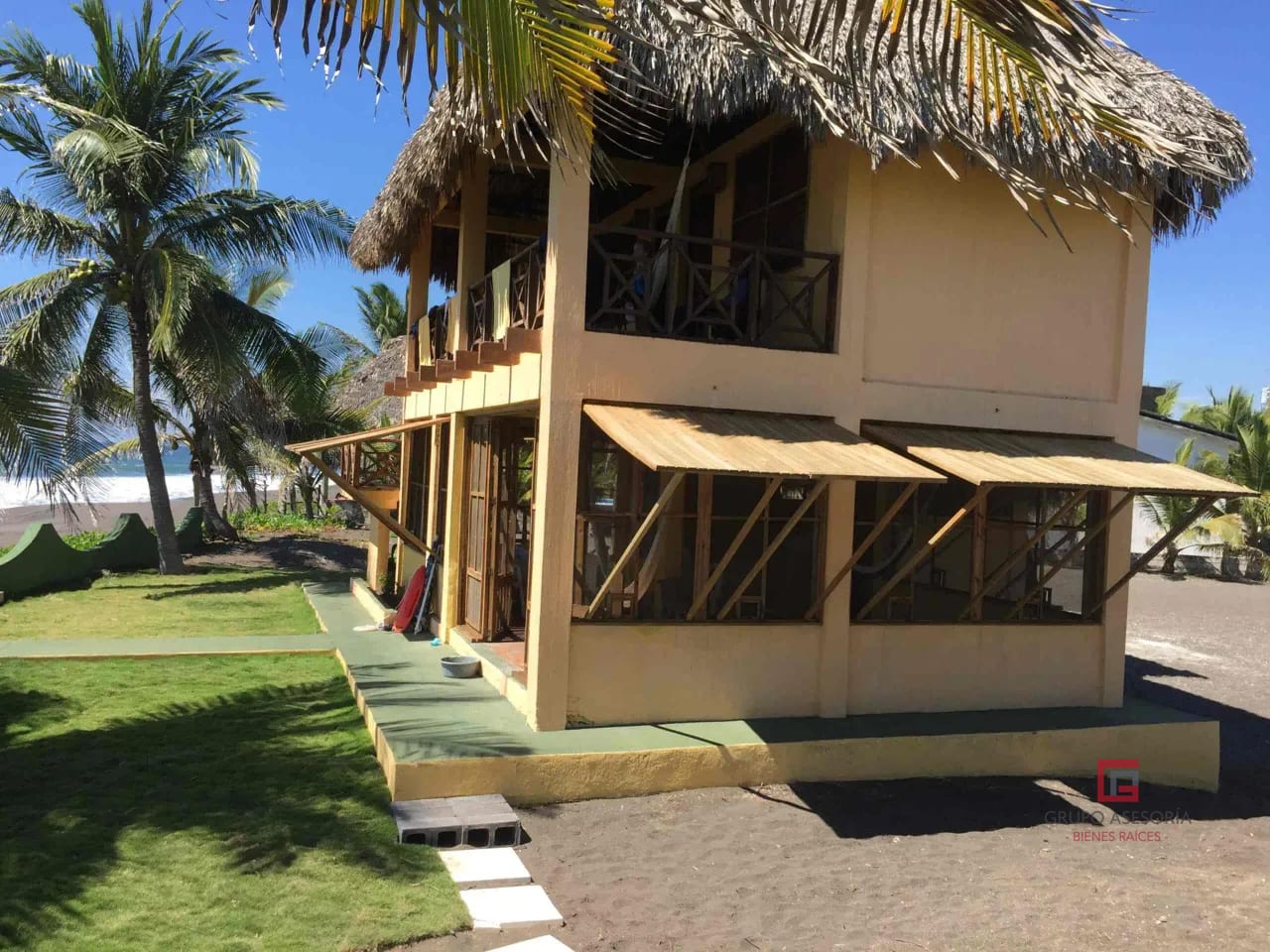 Hermoso Bungalow en Maui Beach, Hawái, Monterrico, GUA — Casa vacacional en Venta en Hawaii, Santa Rosa — foto 4 de 14