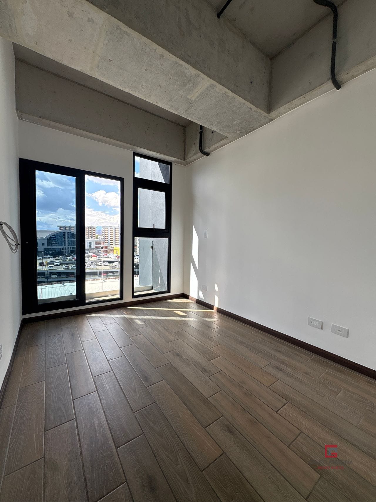 Ubicación privilegiada Apartamento en alquiler zona 4 — Apartamento en Alquiler en Séptimo, Zona 4, Guatemala, Ciudad — foto 4 de 16