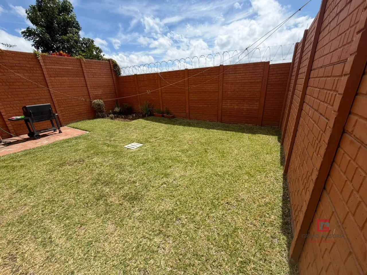 Hermosa Casa en Venta en Condominio Villas del Pinar z8 de Mixco — Casa en Venta en Zona 8 Mixco, Guatemala, Ciudad — foto 3 de 7