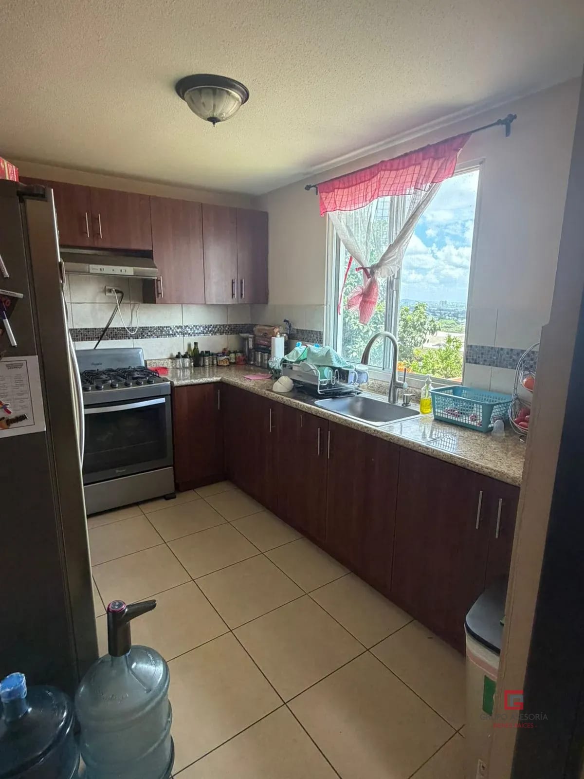 Hermosa Casa en Venta en Condominio Villas del Pinar z8 de Mixco — Casa en Venta en Zona 8 Mixco, Guatemala, Ciudad — foto 5 de 7