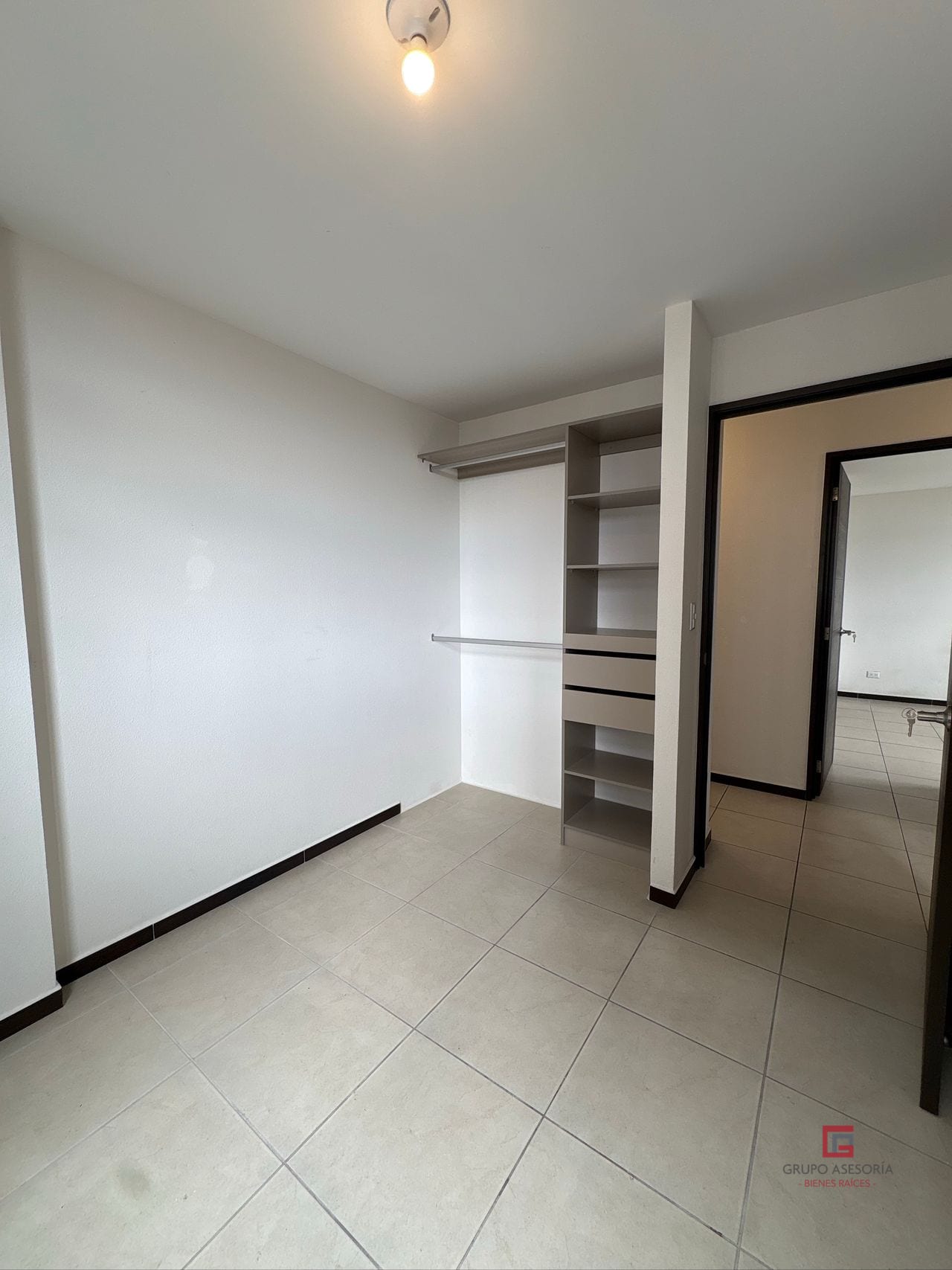 Apartamento en renta Parque San Jorge zona 11 — Apartamento en Alquiler en Parque San Jorge, Zona 11, Guatemala, Ciudad — foto 10 de 11