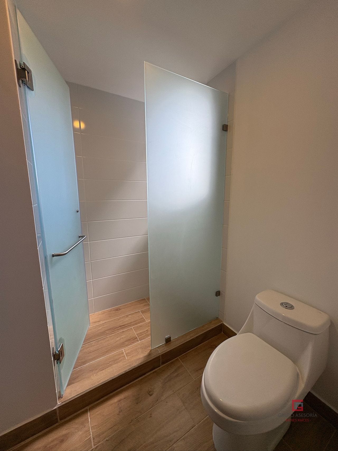 Apartamento nuevo en renta Essenza zona 13 — Apartamento en Alquiler en Essenza, Zona 13, Guatemala, Ciudad — foto 6 de 17
