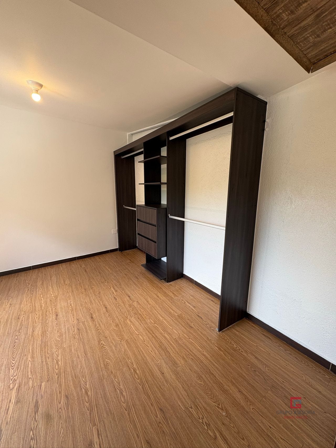 Apartamento en renta Montesano zona 16 — Apartamento en Alquiler en Zona 16, Guatemala, Ciudad — foto 5 de 10