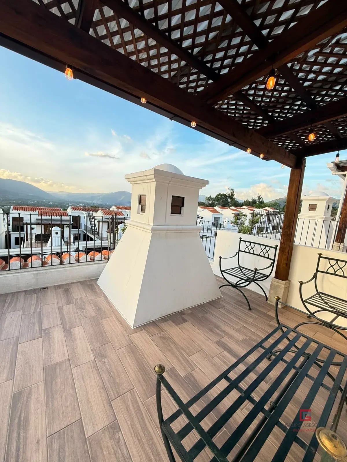 Acogedora Casa en venta Barrios Coloniales — Casa en Venta en San Pedro Las Huertas, Antigua, Sacatepéquez — foto 4 de 17