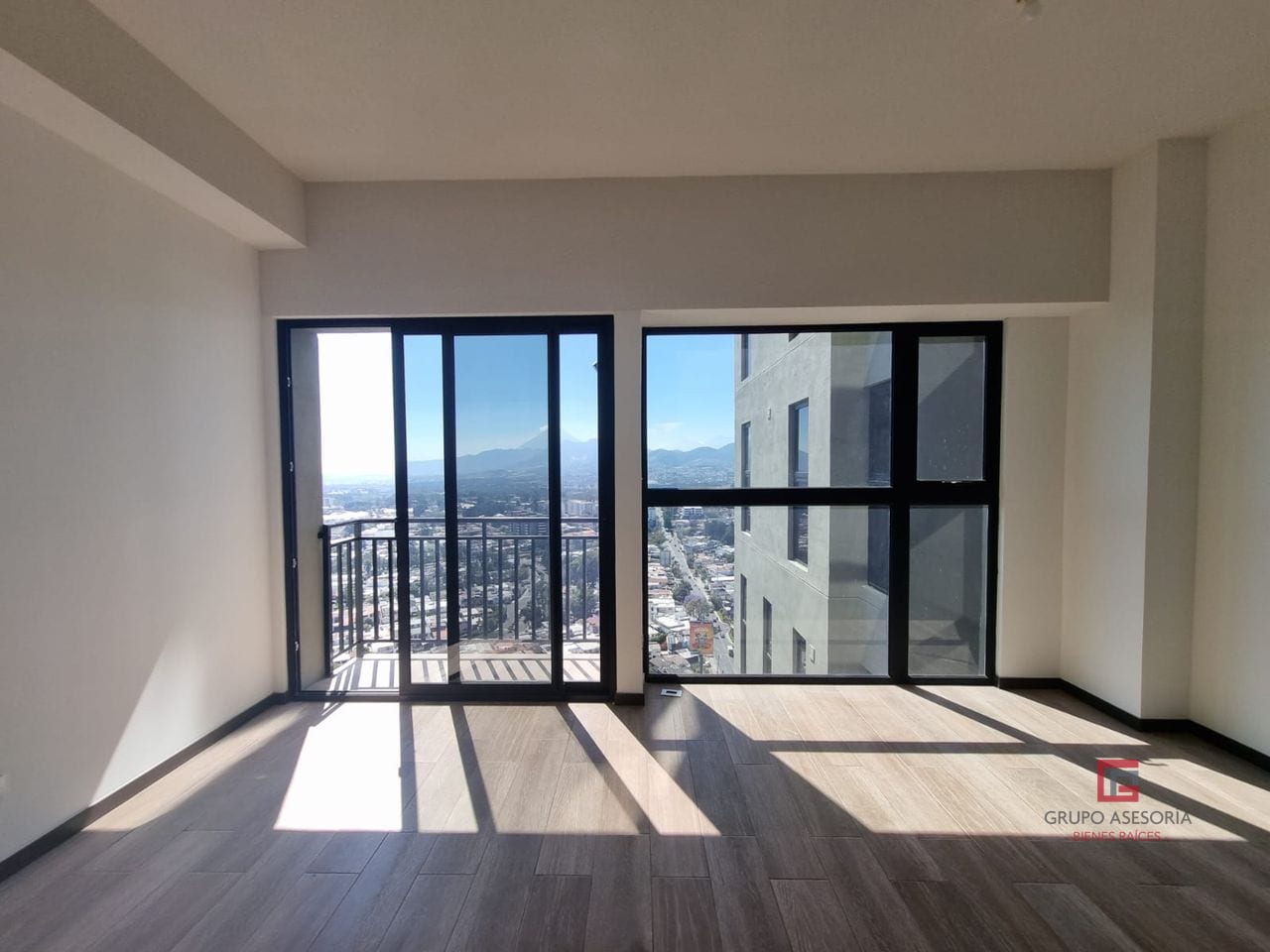 Apartamento en venta en Altaire, zona 11 — Apartamento en Venta en Zona 11, Guatemala, Ciudad — foto 5 de 16