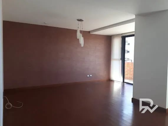 Apartamento en Renta – Edificio Torre Condesa Zona 14 — Apartamento en Alquiler en Zona 14, Guatemala, Ciudad — foto 3 de 7