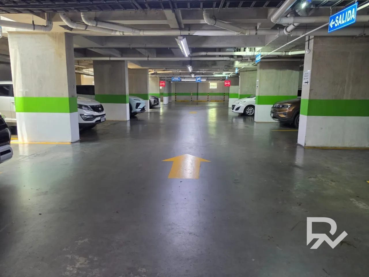 Apartamento en Renta | Condado la Villa Zona 14 — Apartamento en Alquiler en Zona 14, Guatemala, Ciudad — foto 17 de 17