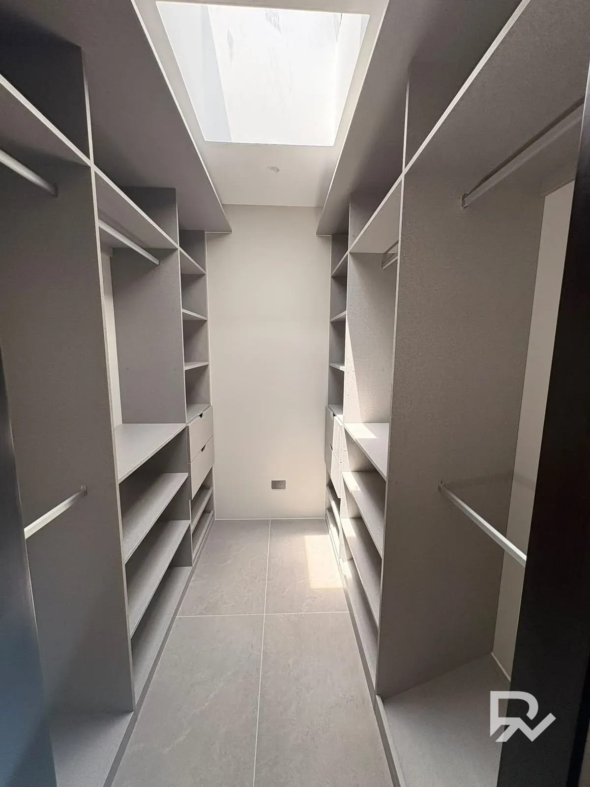 Alquiler de linda casa en kilómetro 9 de CAES para estrenar — Casa en Alquiler en Carretera a El Salvador, Guatemala, Ciudad — foto 11 de 17