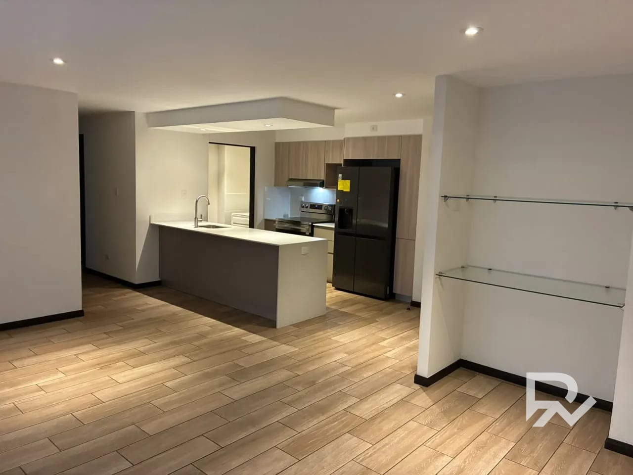 Apartamento para estrenar en alquiler San Isidro 20-21, Zona 16 — Apartamento en Alquiler en San Isidro 20/21, Zona 16, Guatemala, Ciudad — foto 2 de 10