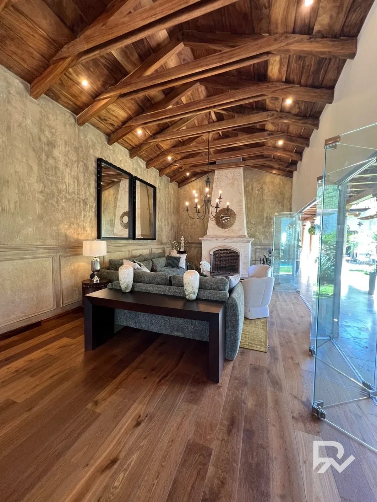 Casa Santa Catalina de Siena ( PASEO ANTIGUA) — Casa en Venta en Antigua, Sacatepéquez — foto 2 de 15