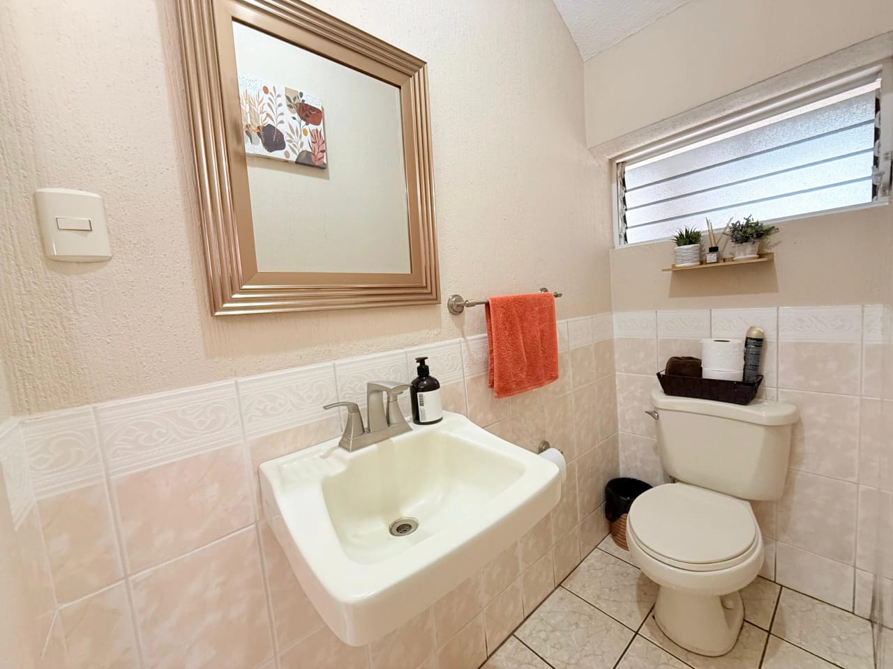 Casa en Venta en San Cristóbal | Zona 8 de Mixco — Casa en Venta en Zona 8 Mixco, Guatemala, Ciudad — foto 11 de 15